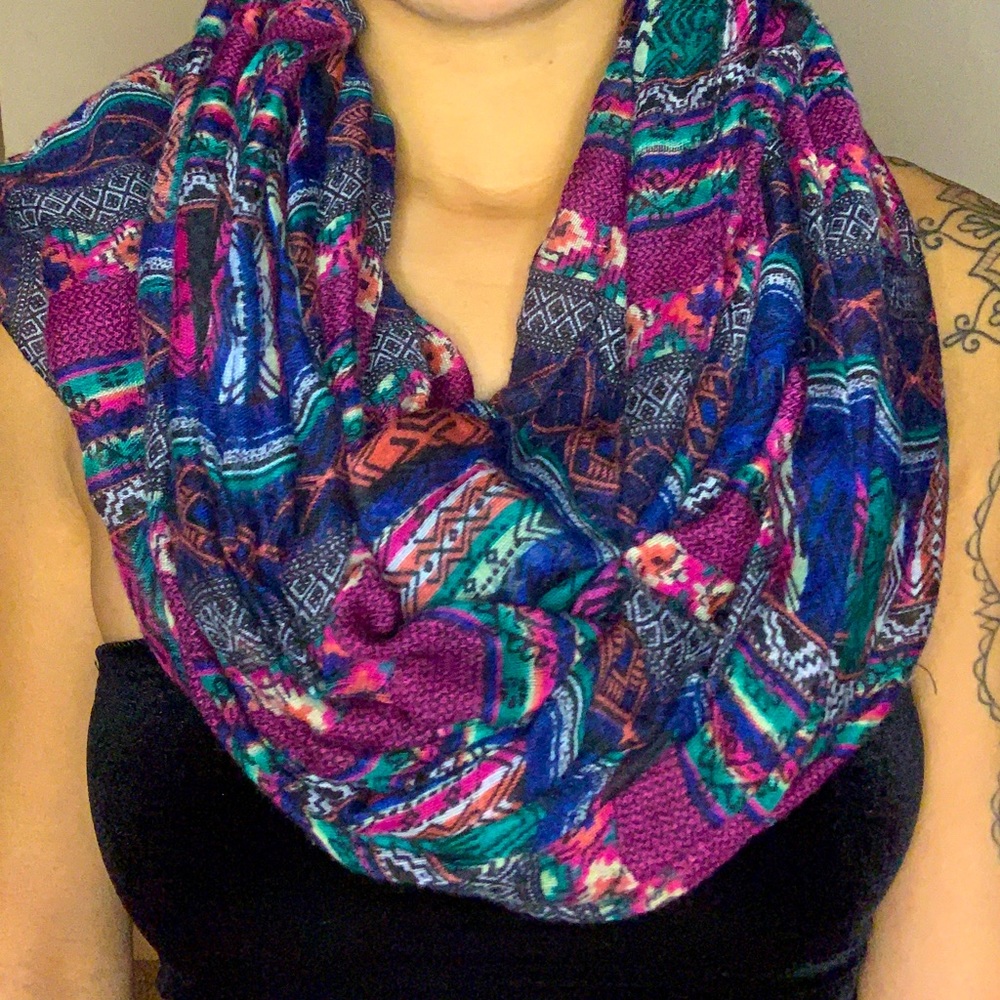 Infinity scarf